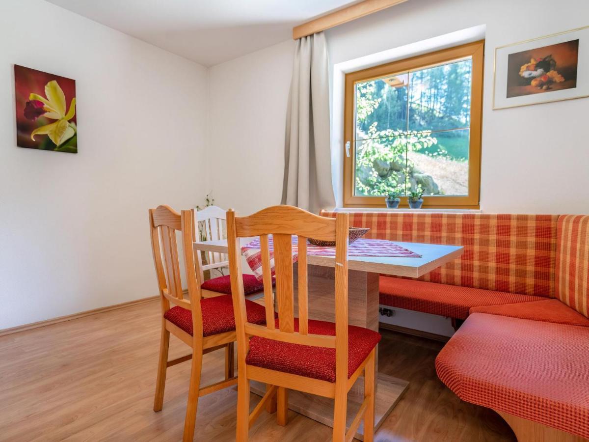 Apartment Quiet Flat With Terrace In