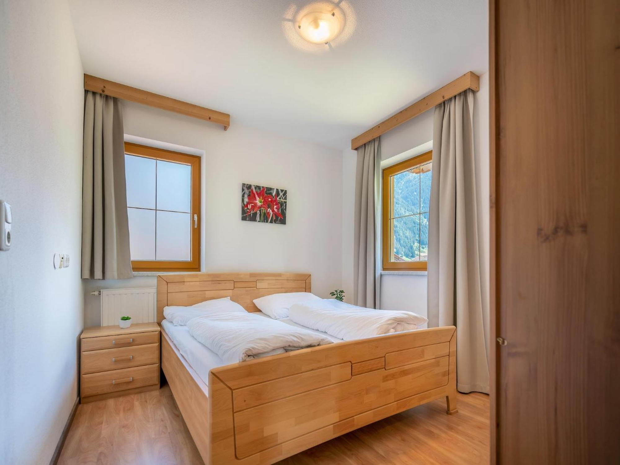 Quiet Flat With Terrace In Apartment